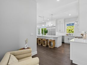 11823 Lake Shore Place, North Palm Beach FL 33408