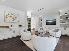 11823 Lake Shore Place, North Palm Beach FL 33408
