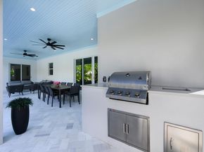 11823 Lake Shore Place, North Palm Beach FL 33408