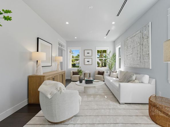 11823 Lake Shore Place, North Palm Beach FL 33408
