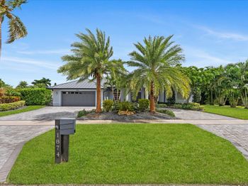 1874 Newhaven Avenue