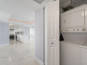 5200 N Flagler Drive 1404, West Palm Beach FL 33407
