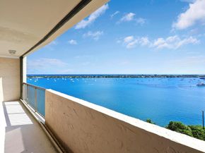 5200 N Flagler Drive 1404, West Palm Beach FL 33407