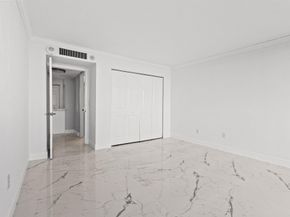 5200 N Flagler Drive 1404, West Palm Beach FL 33407