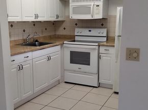 3300 Springdale Boulevard 208, Palm Springs FL 33461