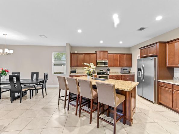 11941 Cypress Key Way, Royal Palm Beach FL 33411