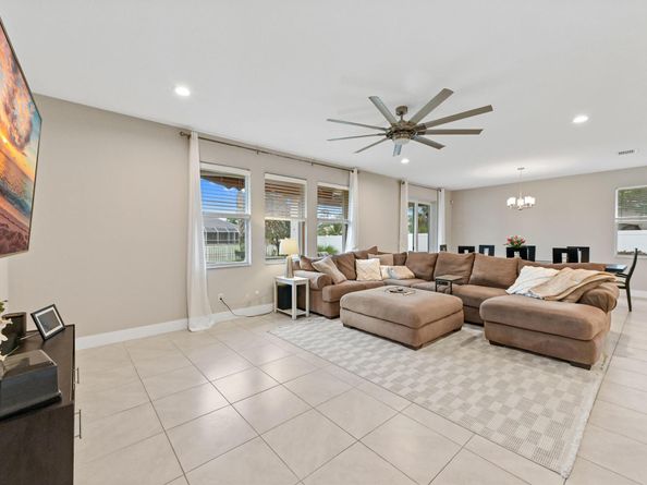 11941 Cypress Key Way, Royal Palm Beach FL 33411