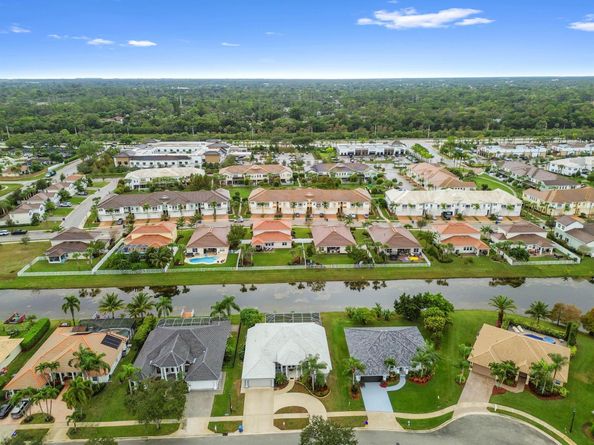 11941 Cypress Key Way, Royal Palm Beach FL 33411