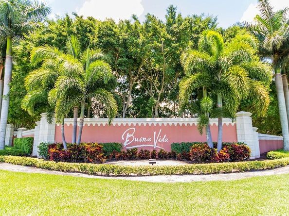 1848 Via Castello, Wellington FL 33411