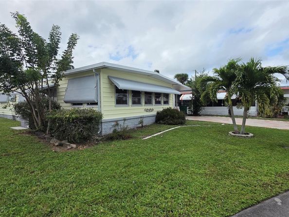 1931 SW 85th Ave, Davie FL 33324