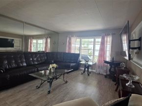 1931 SW 85th Ave, Davie FL 33324