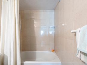 1831 NE 38th St 206, Fort Lauderdale FL 33308