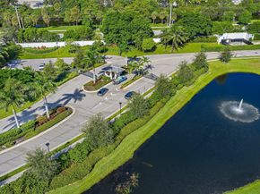 2908 Gin Berry Way, West Palm Beach FL 33401