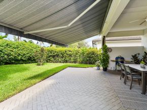 2908 Gin Berry Way, West Palm Beach FL 33401