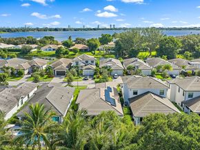 2908 Gin Berry Way, West Palm Beach FL 33401