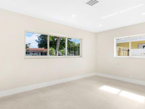 965 SE 10th Court, Pompano Beach FL 33060