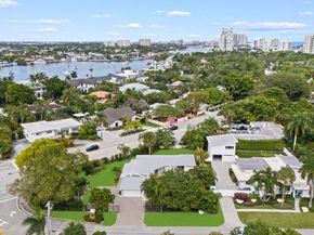 2711 Mayan Dr, Fort Lauderdale FL 33316