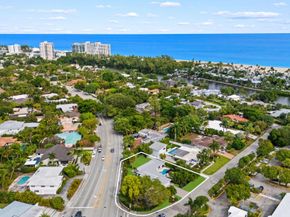 2711 Mayan Dr, Fort Lauderdale FL 33316