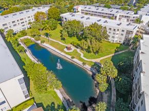 3138 Via Poinciana 116, Lake Worth FL 33467