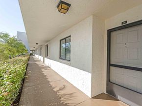 3138 Via Poinciana 116, Lake Worth FL 33467