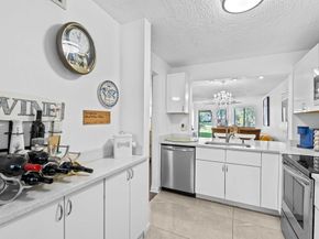 3138 Via Poinciana 116, Lake Worth FL 33467