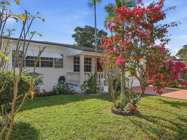 5580 SW 2nd St, Miami FL 33134