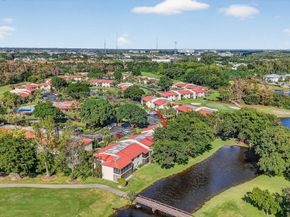 8310 Casa Del Lago 1b, Boca Raton FL 33433