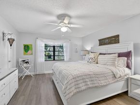 8310 Casa Del Lago 1b, Boca Raton FL 33433