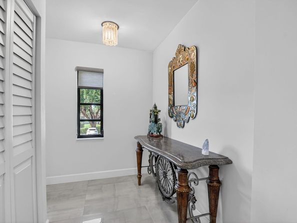 8310 Casa Del Lago 1b, Boca Raton FL 33433