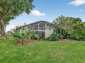 8310 Casa Del Lago 1b, Boca Raton FL 33433