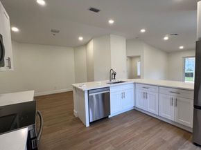 11766 NW 57th St, Coral Springs FL 33076
