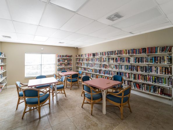 2832 W Crosley Drive E, West Palm Beach FL 33415