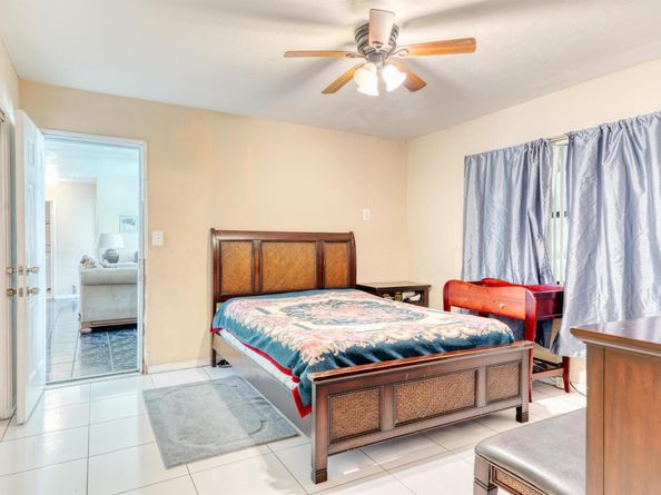 3851 SW 10th Court, Fort Lauderdale FL 33312