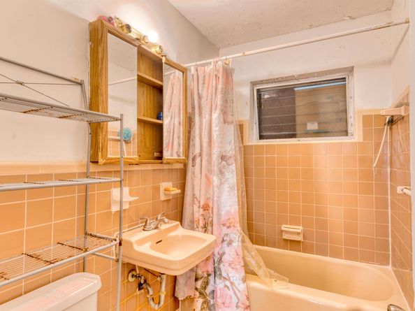 3851 SW 10th Court, Fort Lauderdale FL 33312