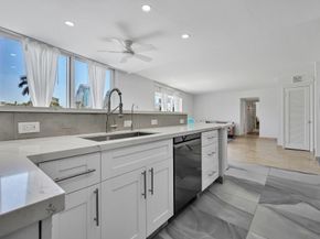 720 Bayshore Dr 202, Fort Lauderdale FL 33304
