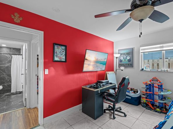 8380 NW 26th Pl, Sunrise FL 33322