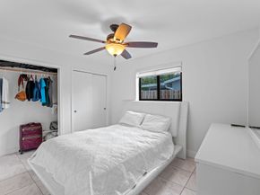 8380 NW 26th Pl, Sunrise FL 33322