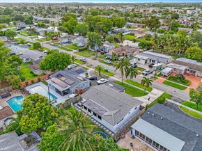 8380 NW 26th Pl, Sunrise FL 33322