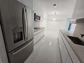 3545 Forest Hill Boulevard 15, Palm Springs FL 33406
