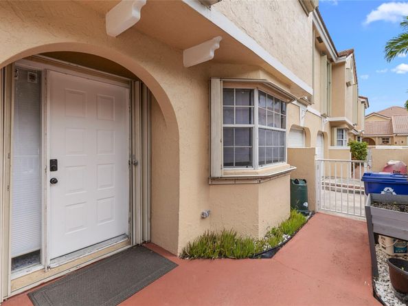 11311 Lakeview Drive 7n, Coral Springs FL 33071