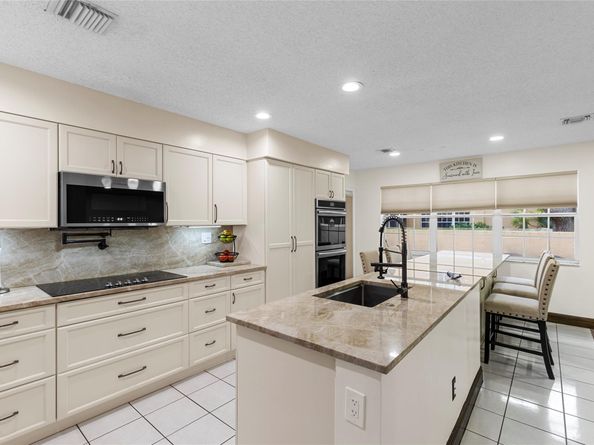11311 Lakeview Drive 7n, Coral Springs FL 33071