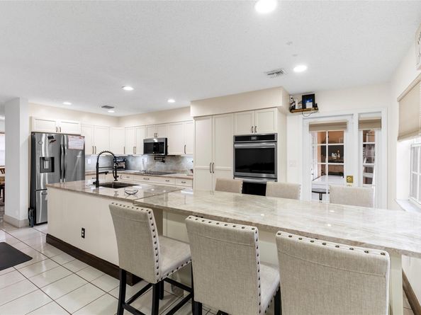 11311 Lakeview Drive 7n, Coral Springs FL 33071