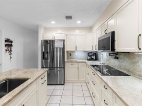 11311 Lakeview Drive 7n, Coral Springs FL 33071