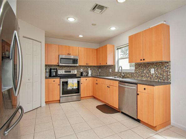 1055 Imperial Lake Rd, West Palm Beach FL 33413