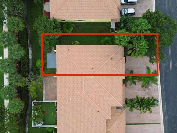 1055 Imperial Lake Rd, West Palm Beach FL 33413