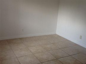 101 NE 41st St G112, Oakland Park FL 33334