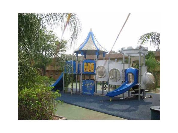 101 NE 41st St G112, Oakland Park FL 33334