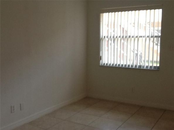 101 NE 41st St G112, Oakland Park FL 33334