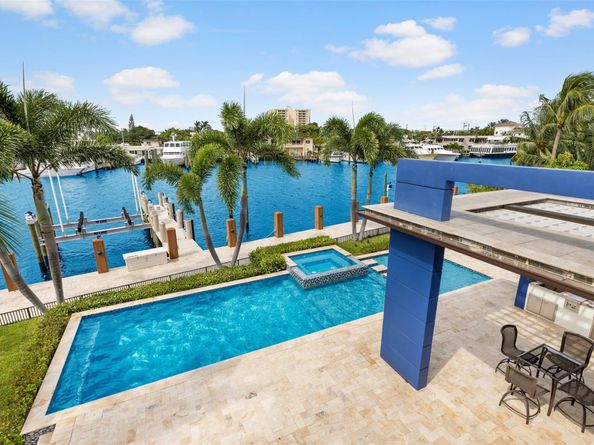797 Middle River Dr, Fort Lauderdale FL 33304
