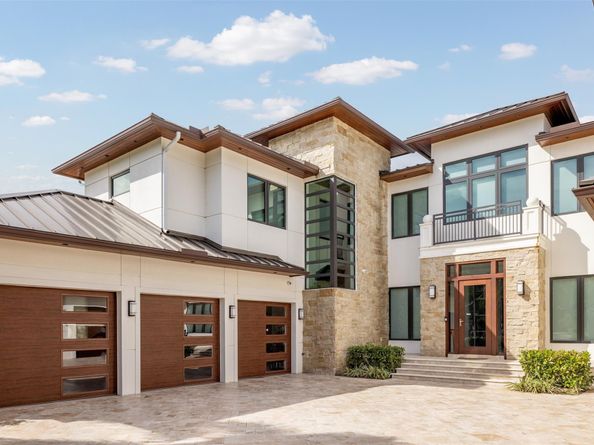 797 Middle River Dr, Fort Lauderdale FL 33304